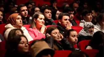 Bilecik Valisi Şefik Aygöl devlet tiyatrosunu şehre geri kazandırdı