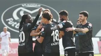 Manisa FK, Kastamonuspor'u 3-0 yenerek seri galibiyetlerine devam ediyor