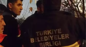 Afyonkarahisar'da çıkan yangın 2 evde hasara yol açtı
