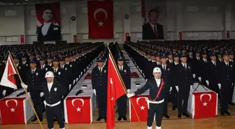 Erzincan Polis Meslek Eğitim Merkezi'nde 1521 Polis Adayı Mezuniyet Töreni Düzenlendi