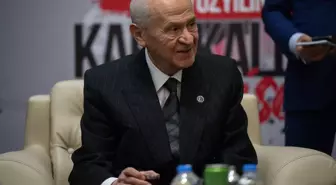 MHP Genel Başkanı Devlet Bahçeli, Yeni Yüzyılın Kara Kalem Sergisi'nin Açılışını Yaptı