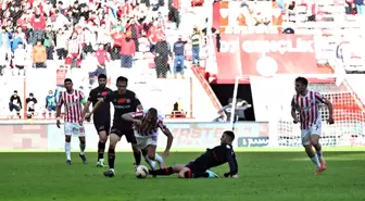 Antalyaspor, Fatih Karagümrük'ü 2-1 mağlup etti