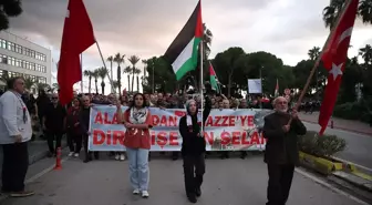 Alanya'da İsrail'in Gazze'ye yönelik saldırıları protesto edildi