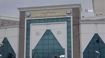 Samsun'da sokak ortasında bıçaklanan şahıs yardım istedi