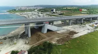 Bakan Uraloğlu: 'Dünyada yılın en iyi projesi' 1915 Çanakkale Köprüsü oldu