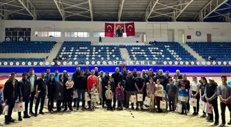 Hakkari'de Cumhuriyetin 100. Yılına Özel Masa Tenisi Turnuvası Düzenlendi