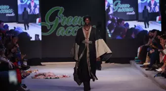 Senegal'in başkenti Dakar'da 21. Dakar Moda Haftası düzenlendi
