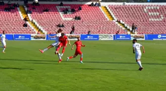 Balıkesirspor Bergama Belediyespor ile 2-2 berabere kaldı