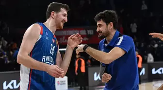 Anadolu Efes, Fenerbahçe'yi 81-80 yenerek önemli bir galibiyet aldı