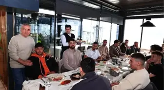 Beşiktaş Futbol Takımı Moral Yemeği Verdi
