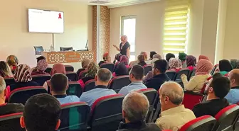 Beyşehir'de sağlık çalışanlarına HIV bilgilendirmesi yapıldı