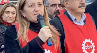 DİSK Genel Başkanı Arzu Çerkezoğlu, gelirde ve vergide adalet istediklerini belirtti