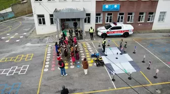 Gümüşhane'de jandarma ekiplerinden öğrencilere trafik eğitimi