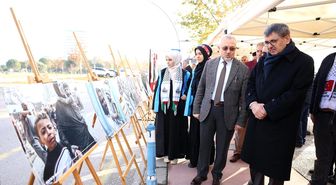 Gazze İçin Hayır Çarşısı'nda Filistinli öğrenciler sadece dua istiyor