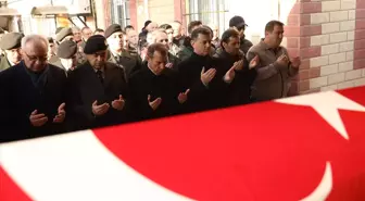 Kıbrıs gazisi Fethi Akdiş'in cenazesi toprağa verildi
