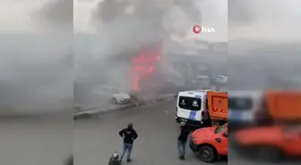 Başakşehir Dolapdere Sanayi Sitesi'nde Oto Tamircisinde Yangın Çıktı