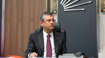 Canlı yayında Özgür Özel'i terleten soru: Şeyh Said hain mi kahraman mı?