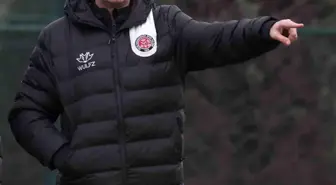 Fatih Karagümrük'ün yeni teknik direktörü Shota Arveladze takımla ilk antrenmanına çıktı