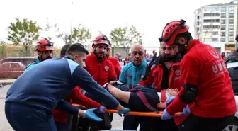 Elazığ Fethi Sekin Şehir Hastanesinde Deprem ve Yangın Tatbikatı Gerçekleştirildi