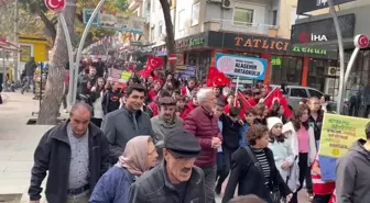 Kitap okumaya özendirmek için yürüdüler