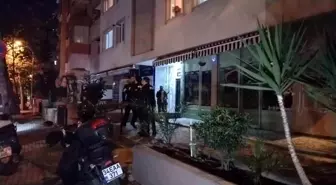 Ataşehir'de Otomobil ile Motosiklet Kaza Yaptı