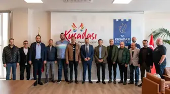 Kuşadasıspor'un yeni başkanı Ferdi Zenginoğlu ve yönetimi Kuşadası Belediye Başkanı ile bir araya geldi