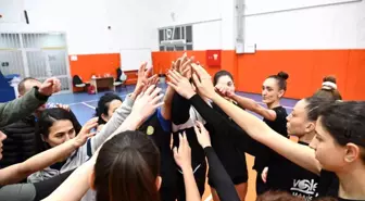 Manisa Büyükşehir Belediyespor, Akhisar Belediyespor'a konuk olacak