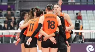 Eczacıbaşı Dynavit, Gerdau Minas'ı 3-0 mağlup etti