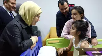 Emine Erdoğan'dan Gazzeli hasta çocuklara şefkat eli