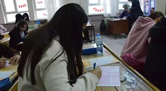 Afşin'de öğrencilere deneme sınavı yapıldı