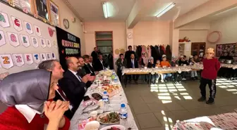 Ağrı İMKB Gazi İlkokulu'nda Tutum, Yatırım ve Türk Malları Haftası etkinlikleri düzenlendi