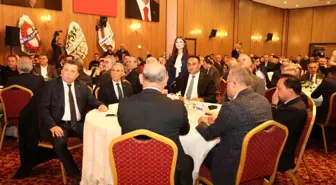 Toroslar Belediye Başkanı Atsız Afşın Yılmaz, 'yılın sosyal belediyecilik' ödülünün sahibi oldu