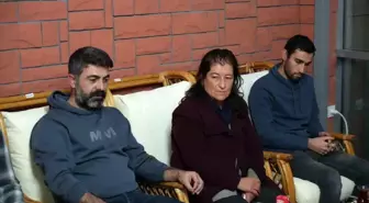 Depremzede Sultan Kaya, kurtaran ekibi ziyaret etti