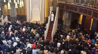 Diyanet İşleri Başkanı Ali Erbaş Taksim Camii'nde Hutbe Verdi