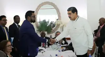 Venezuela ve Guyana liderleri toprak anlaşmazlığında güç kullanmaktan kaçınma konusunda anlaştı