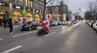 Berlin'de Motosikletli Noel Babalar Sosyal Sorumluluk Turu Düzenledi