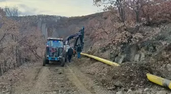 Tokat'ın Almus İlçesine Doğal Gaz Boru Hattı Yapımı Devam Ediyor