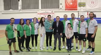 Cide'de düzenlenen voleybol turnuvası sona erdi