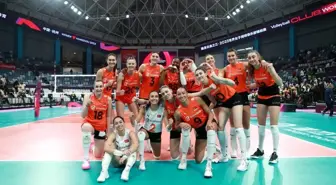 Eczacıbaşı Dynavit, FIVB Dünya Kulüpler Şampiyonası'nda finale yükseldi