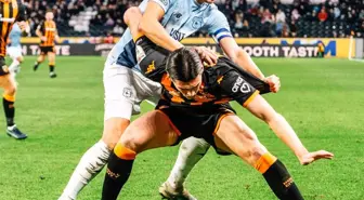 Hull City, Cardiff City'yi 3-0 mağlup etti
