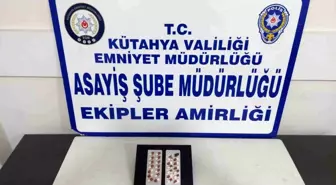 Kütahya'da polis uygulamasında sentetik ecza ele geçirildi