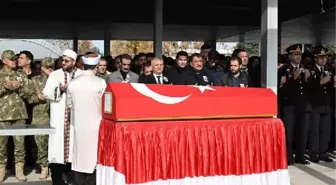 Uzman Çavuş Musab Hacıömer Elmas'ın Cenazesi Malatya'da Toprağa Verildi