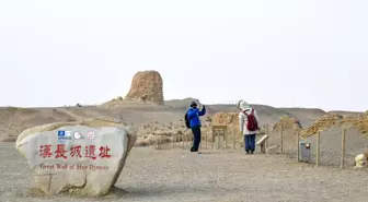 Çin'in Gansu eyaletindeki İpek Yolu turizmi popüler hale geliyor