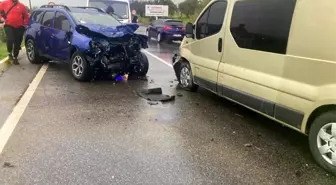 Ayvalık'ta Zincirleme Trafik Kazası: 2'si Ağır, 8 Yaralı