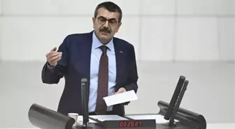 Bakan Tekin'den muhalefetin ''tarikat'' eleştirilerine yanıt: STK'lar çocukları dağa çıkarmanıza engel olduğu için çatlıyorsunuz