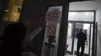 Sırbistan'da erken genel ve yerel seçim başladı