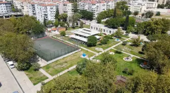 Bayraklı Belediyesi, 21 yeni park alanı oluşturdu ve 66 parkı yeniledi