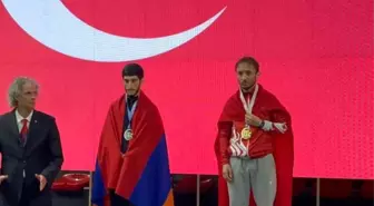 Düzce Üniversitesi Öğrencisi Avrupa Wushu Şampiyonası'nda Birinci Oldu