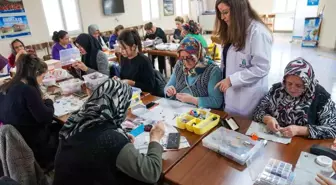 Tepebaşı Belediyesi'nden kadınlara takı tasarım kursu