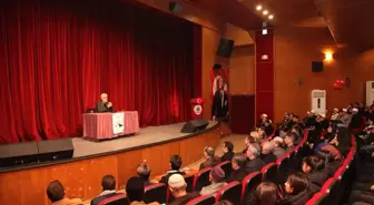 Ahlat'ta 'Günümüz Müslümanlarının Sorumluluğu ve Gazze' Konferansı Gerçekleştirildi